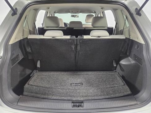 Used 2021 Volkswagen Tiguan S FWD image 28
