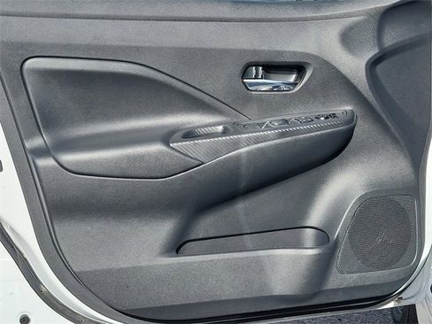 Certified 2025 Nissan Versa SV w/ Trunk Package image 21