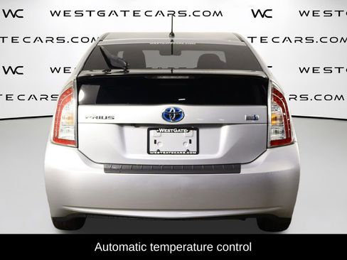 Used 2015 Toyota Prius Two image 4