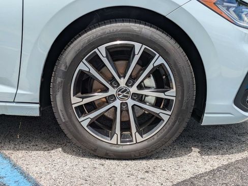 Certified 2026 Volkswagen Jetta SE FWD image 11