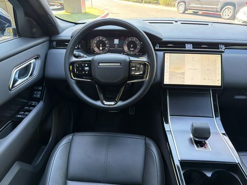 New 2026 Land Rover Range Rover Velar Dynamic SE AWD/4WD image 28