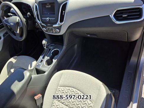 Used 2024 Chevrolet Equinox LS AWD/4WD image 19