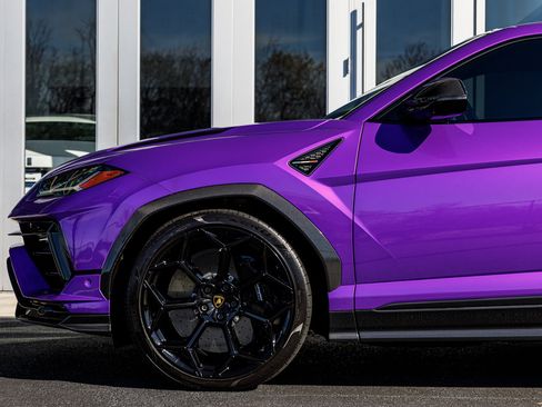 Used 2024 Lamborghini Urus Performante image 13