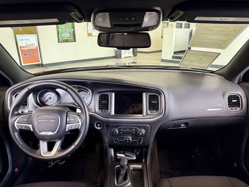 Used 2017 Dodge Charger SXT w/ Rallye Group image 10