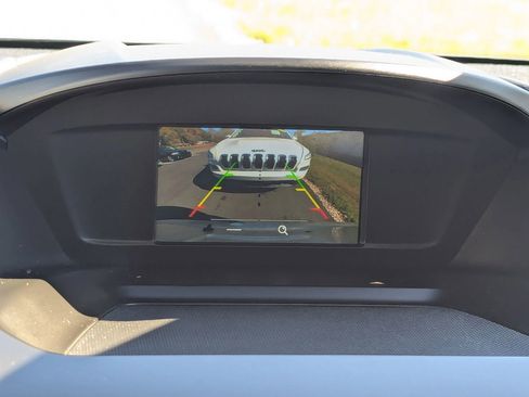 Used 2018 Ford Escape SE w/ Ford Safe & Smart Package image 16