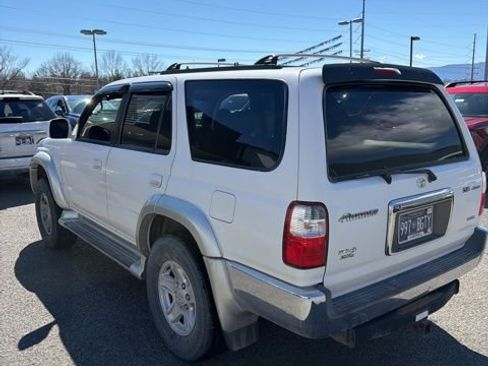 Used 2002 Toyota 4Runner SR5 image 2
