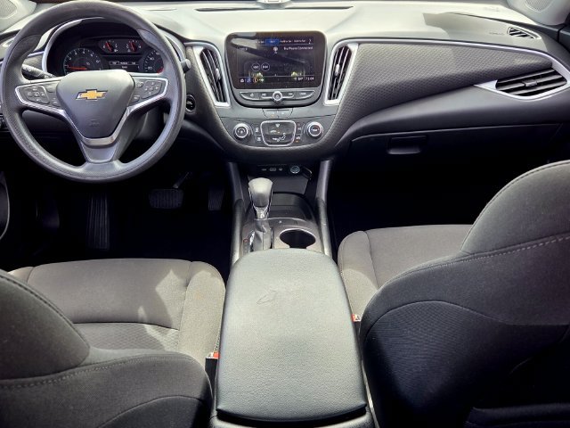 Used 2023 Chevrolet Malibu LS FWD image 9