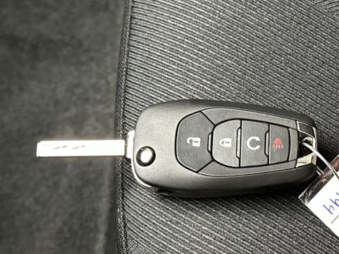 New 2026 Chevrolet Trax LS w/ LS Convenience Package FWD image 36