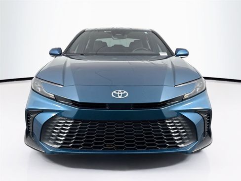 Certified 2025 Toyota Camry SE image 9