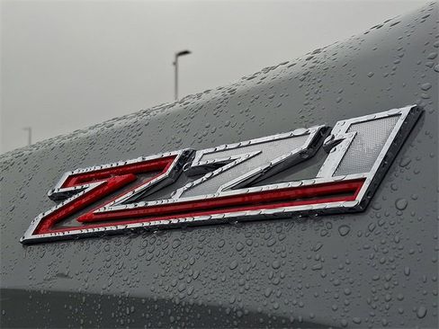 Used 2024 Chevrolet Silverado 1500 LT w/ Z71 Off-Road Package image 30