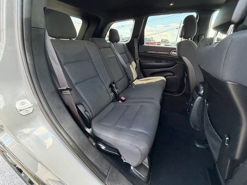 Used 2019 Jeep Grand Cherokee Laredo AWD/4WD image 13