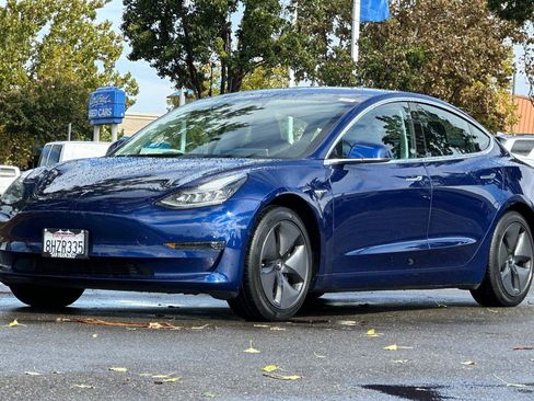 Used 2018 Tesla Model 3 Mid Range image 8