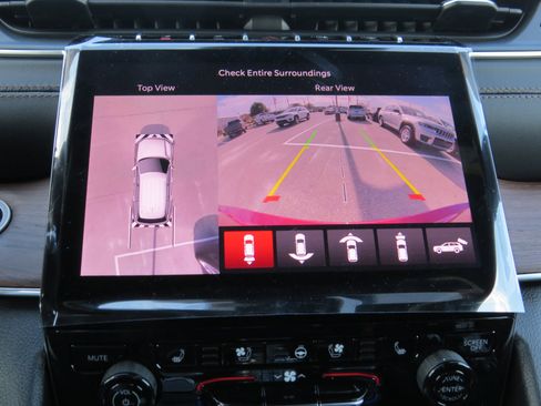 New 2025 Jeep Grand Cherokee Summit w/ Obsidian Package image 28