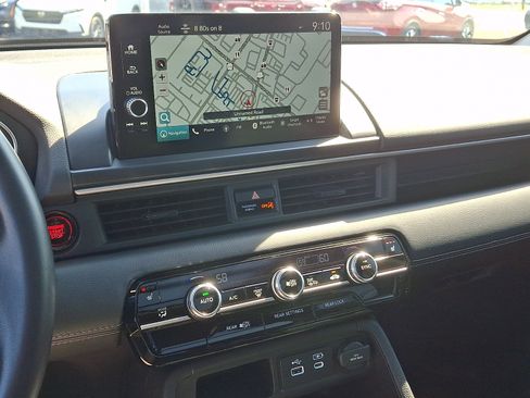 Used 2023 Honda Pilot Touring image 19