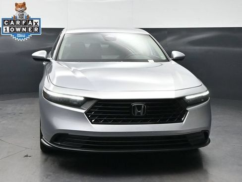 Certified 2025 Honda Accord LX image 2