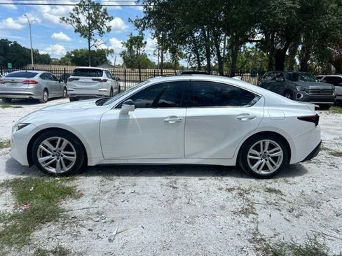 Used 2023 Lexus IS 300 w/ Comfort Package RWD image 17