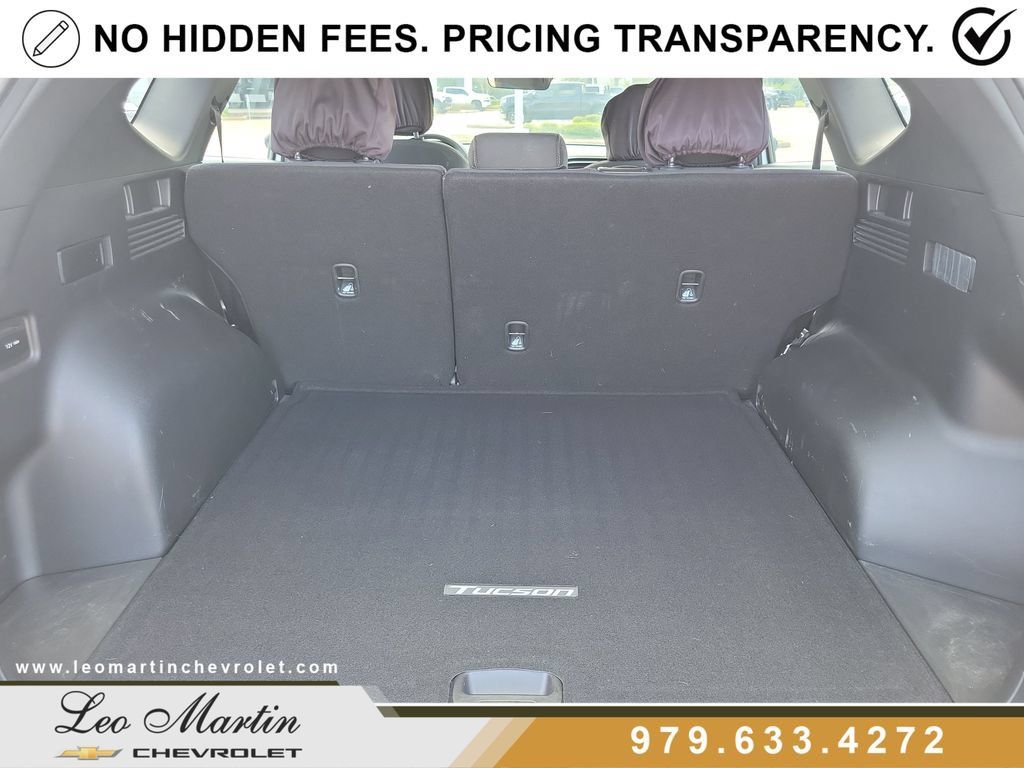 Used 2023 Hyundai Tucson SE FWD image 6