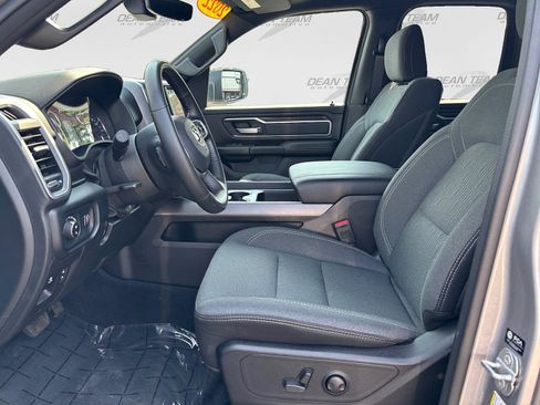 Used 2022 RAM 1500 Big Horn AWD/4WD image 9
