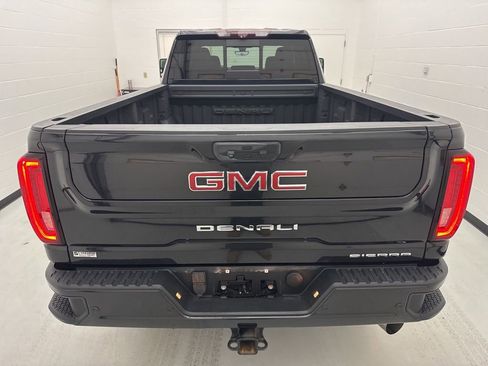 Used 2020 GMC Sierra 3500 Denali w/ Denali Ultimate Package image 16