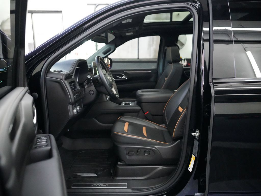 Used 2023 GMC Yukon AT4 AWD/4WD image 27