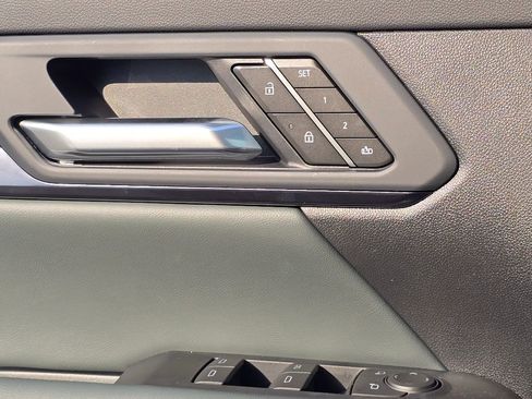 New 2026 GMC Terrain AT4 w/ Convenience Package III image 9