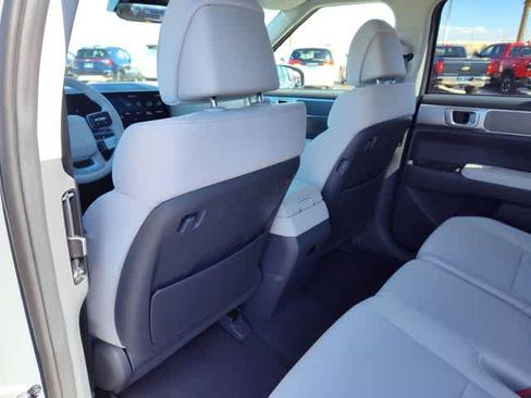 New 2026 Hyundai Santa Fe SE AWD/4WD image 7