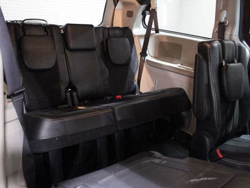 Used 2019 Dodge Grand Caravan SXT FWD image 66