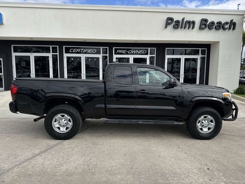 Used 2021 Toyota Tacoma SR w/ SR Convenience Package RWD image 5