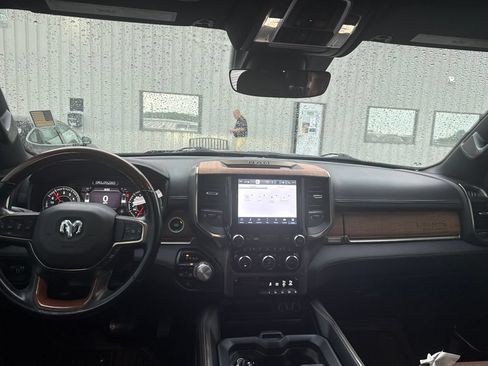 Used 2022 RAM 1500 Limited w/ Body Color Bumper Group AWD/4WD image 42