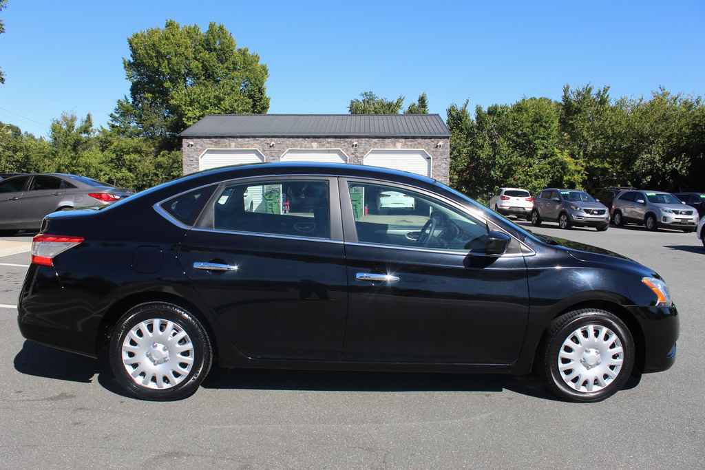 Used 2013 Nissan Sentra S FWD image 4