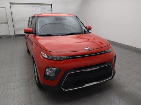 Used 2020 Kia Soul S FWD image 14
