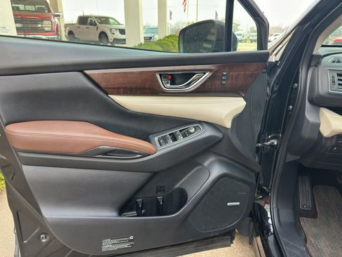 Used 2019 Subaru Ascent Touring image 10