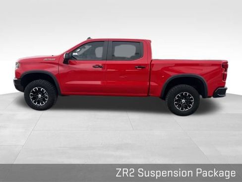 Used 2024 Chevrolet Silverado 1500 ZR2 image 10