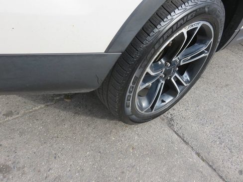 Used 2015 Ford Explorer Sport w/ Equipment Group 401A AWD/4WD image 39