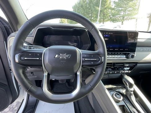 Used 2024 Chevrolet Colorado ZR2 w/ Safety Package image 31