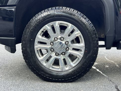 Used 2022 GMC Sierra 2500 Denali w/ Denali Ultimate Package AWD/4WD image 17
