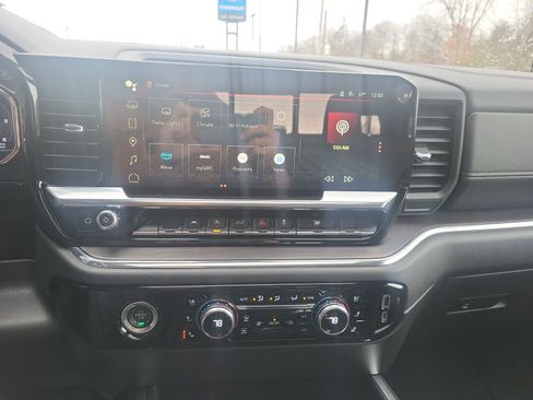 Certified 2023 GMC Sierra 1500 SLT w/ SLT Premium Package image 7