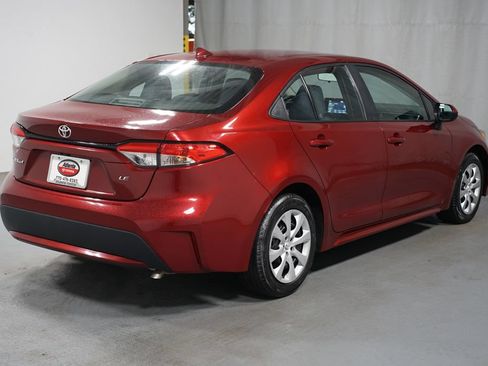 Certified 2022 Toyota Corolla LE FWD image 8