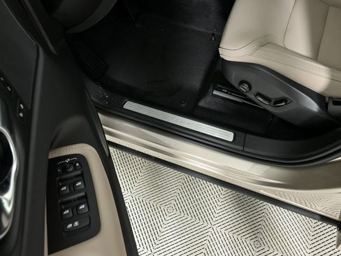 New 2026 Volvo XC60 B5 Core image 9