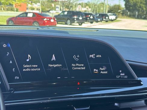 Used 2023 Cadillac Escalade ESV V w/ Heavy-Duty Trailer Package AWD/4WD image 26