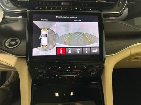 Used 2023 Jeep Grand Cherokee 4WD 4xe w/ Luxury Tech Group II image 22