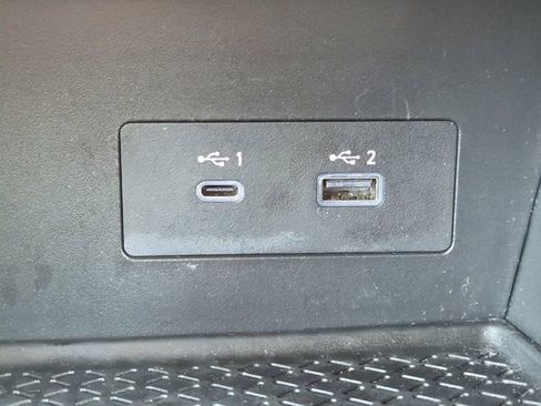 Certified 2025 Nissan Pathfinder SV FWD image 22