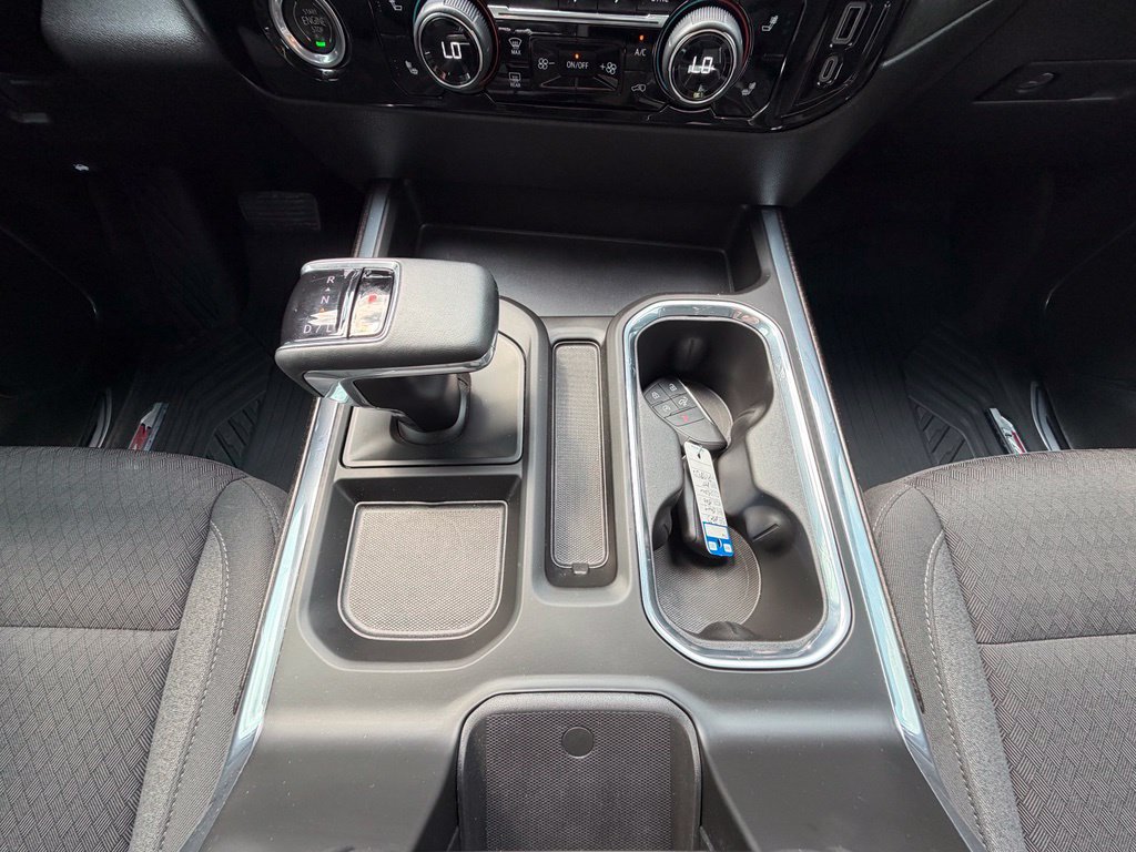 Used 2023 Chevrolet Silverado 1500 RST AWD/4WD image 11