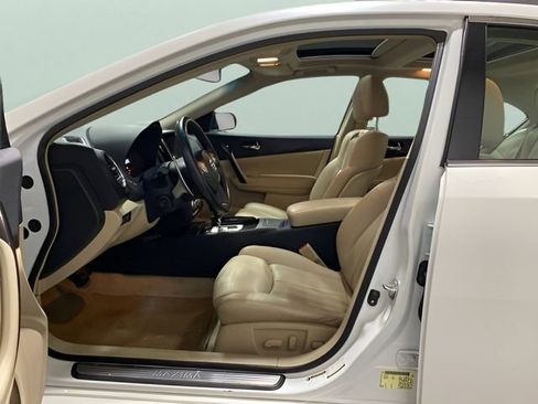 Used 2014 Nissan Maxima 3.5 SV w/ Premium Package FWD image 11