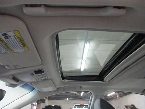 Used 2017 Subaru Legacy 2.5i Sport image 18