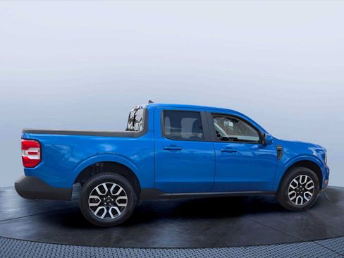 Used 2022 Ford Maverick Lariat FWD image 3