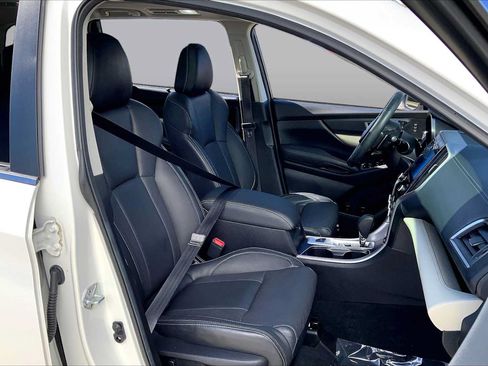Used 2022 Subaru Ascent Limited w/ Technology Package AWD/4WD image 8
