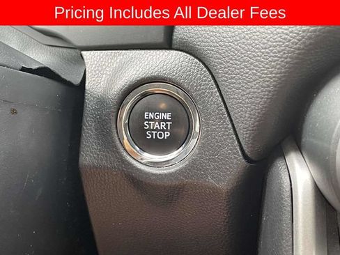 Used 2024 Toyota RAV4 XLE AWD/4WD image 29