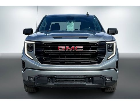 Used 2024 GMC Sierra 1500 Elevation image 2
