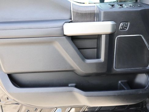 Used 2020 Ford F350 Lariat image 12